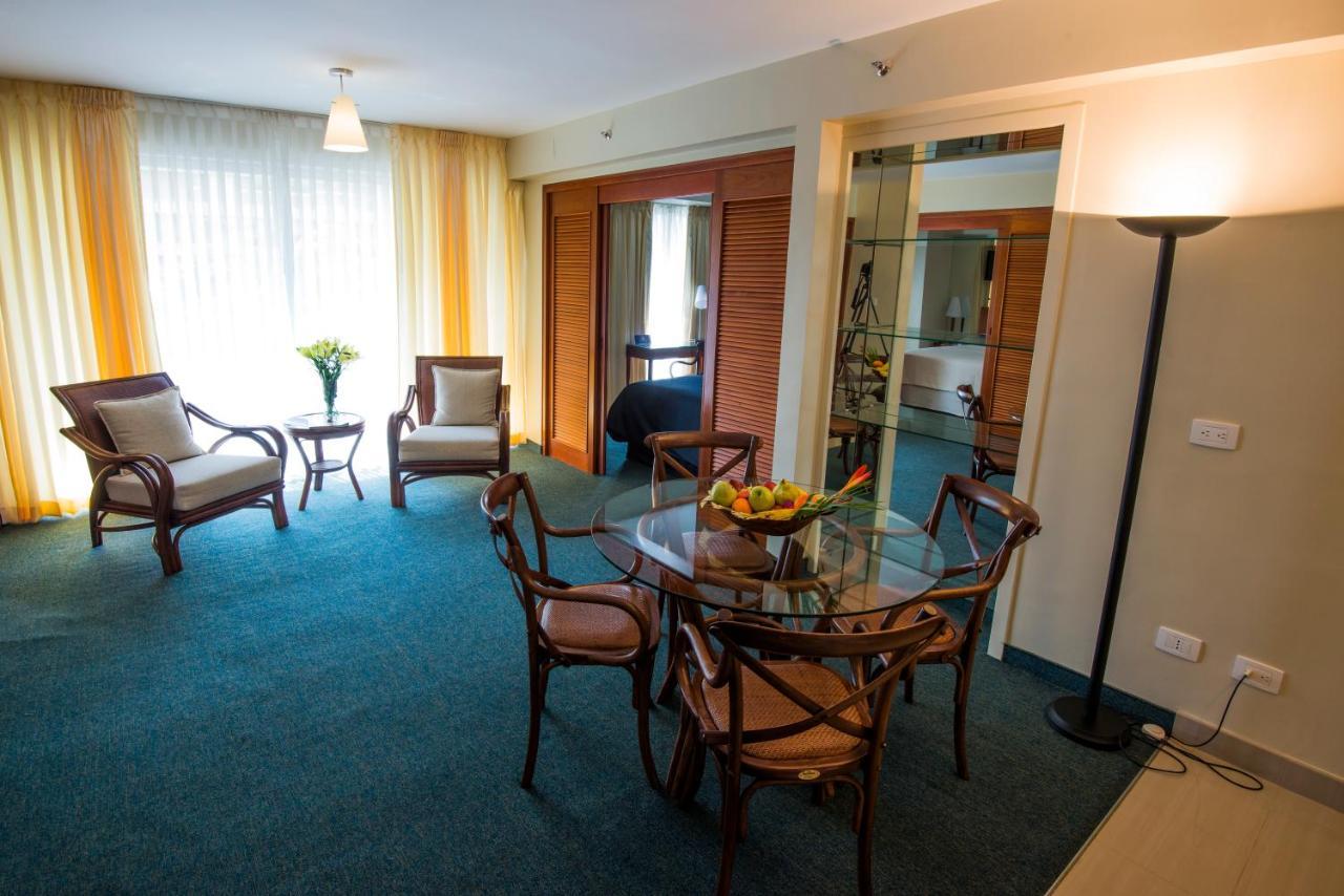 Hotel Altamira Suites Caracas Exterior photo